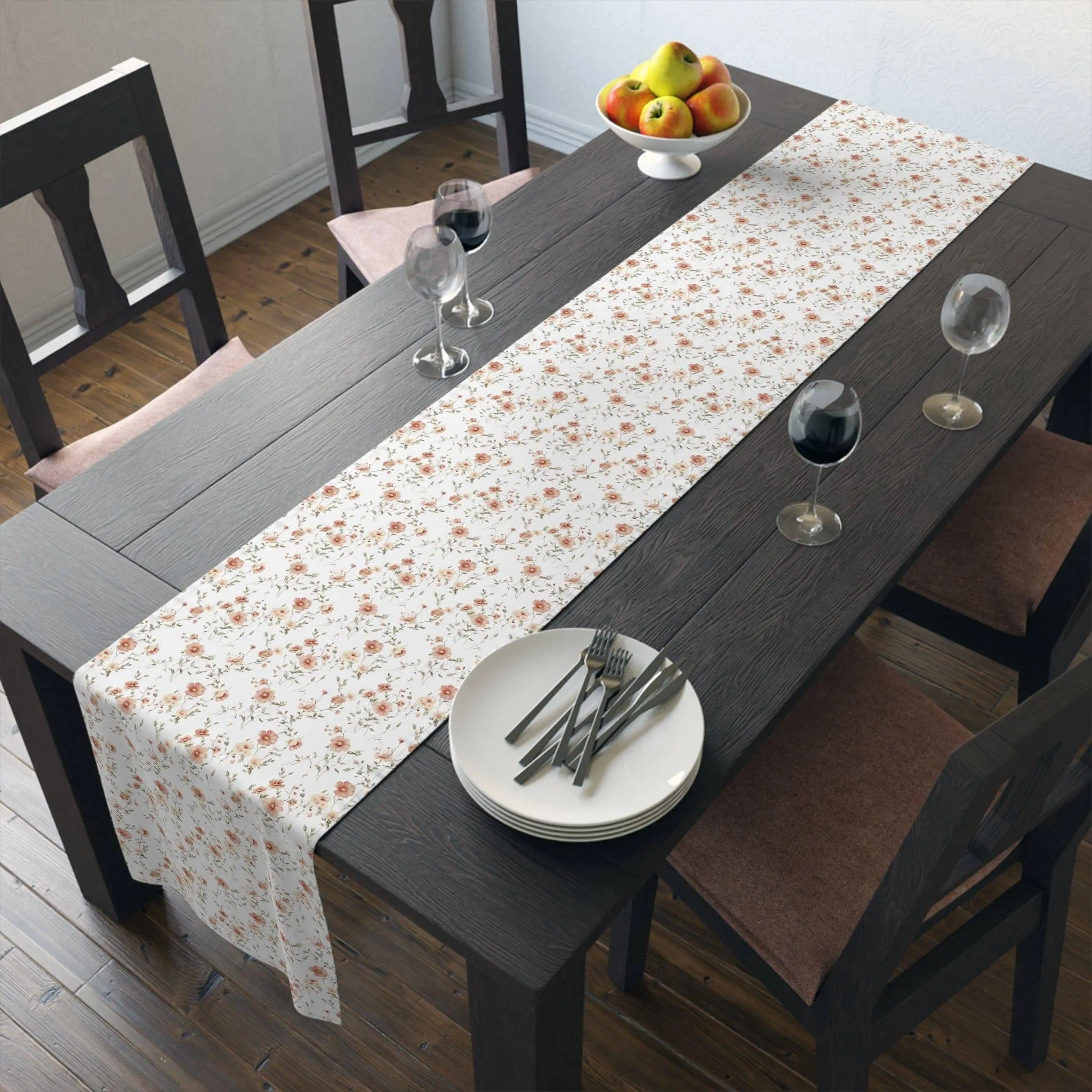Floral Cotton Table Runner - Elegant Home Decor for Special Occasions