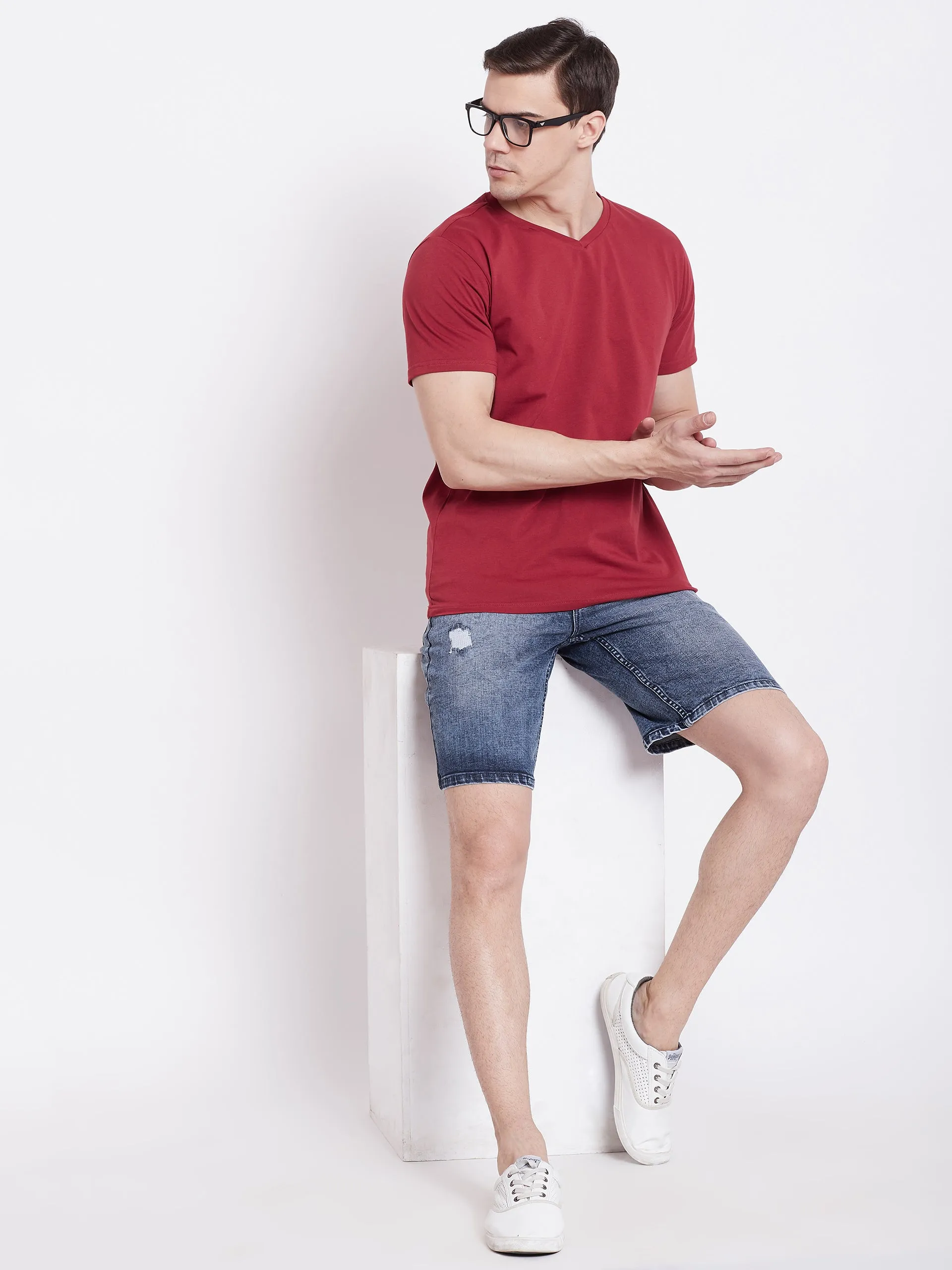JUMP USA Men Red Solid V-neck Tshirt