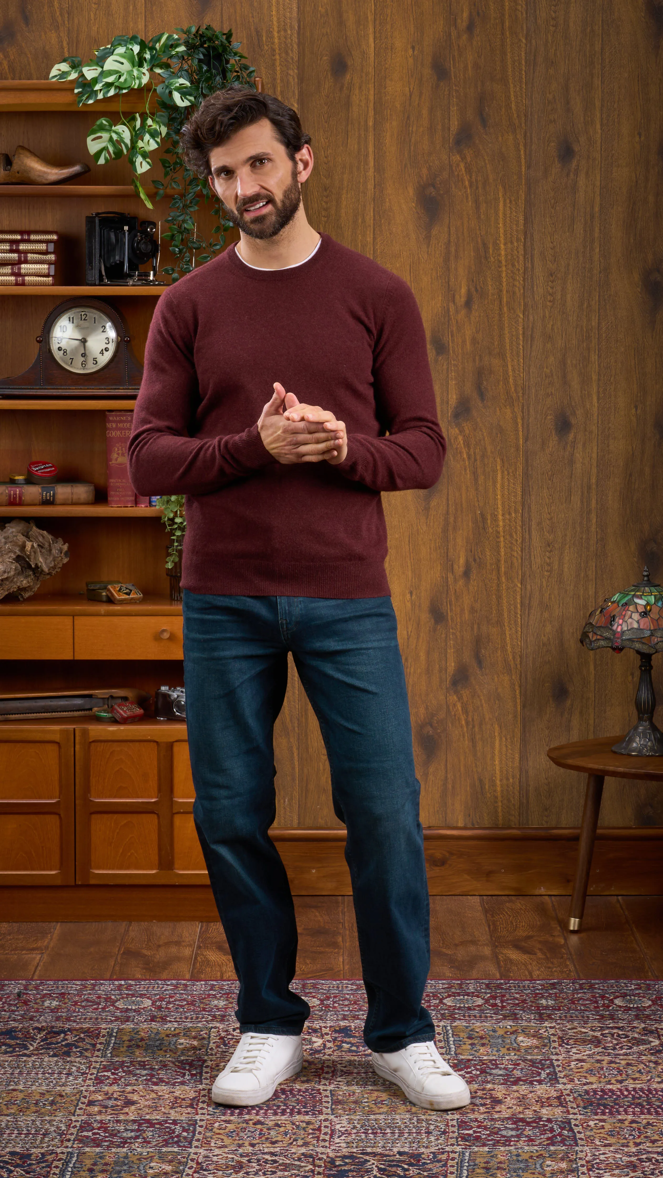 Men's Geelong Lambswool Crew Neck Jumper In Umber - Regular Fit